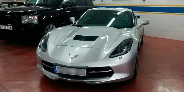 Chevrolet Corvette Stingray reparado