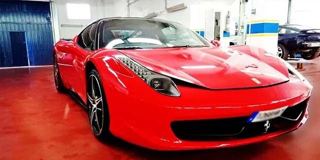 Ferrari 458 Italia en Carrocerías Leal